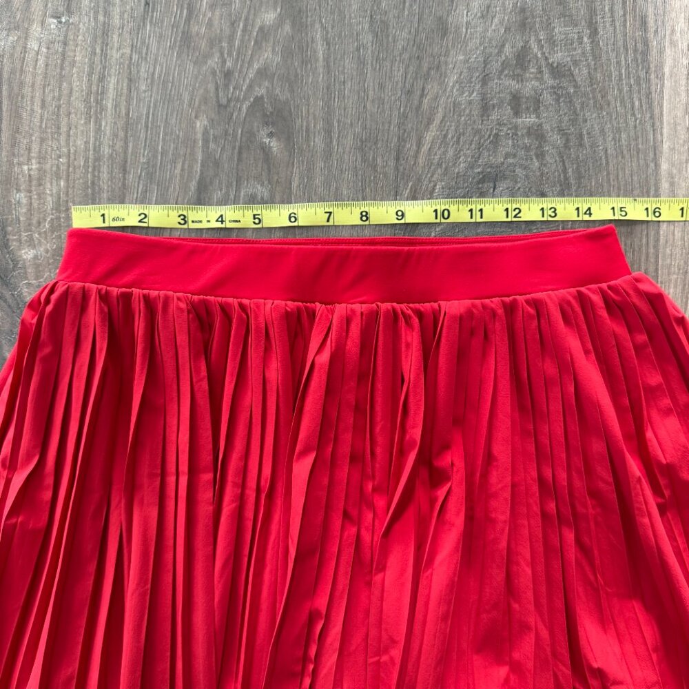 FLX Pleated Skort | Size Large | Red - Picture 9 of 10